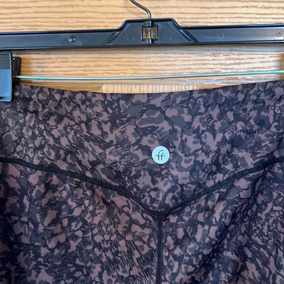 Fety Brown Black Printed Joggers Size XXL - Picture 3 of 5